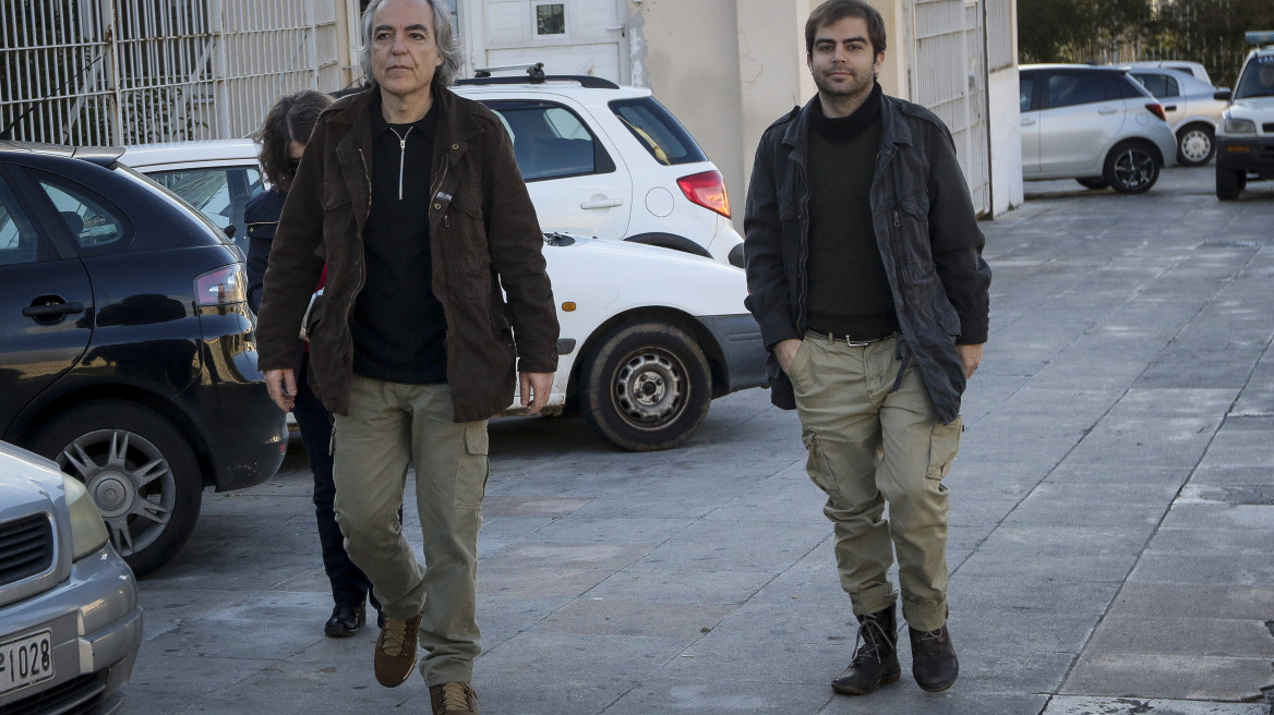 Έκτορας Κουφοντίνας: Πιστεύουν ότι θα λυγίσουν τον πατέρα μου μετά από 21 χρόνια στη «17 Νοέμβρη»;