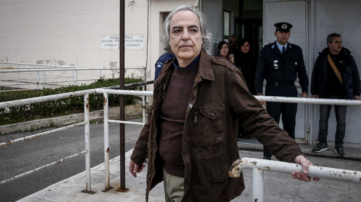 Χαραμάδα εκτόνωσης για Κουφοντίνα εν αναμονή των αποφάσεων για τη μεταγωγή του