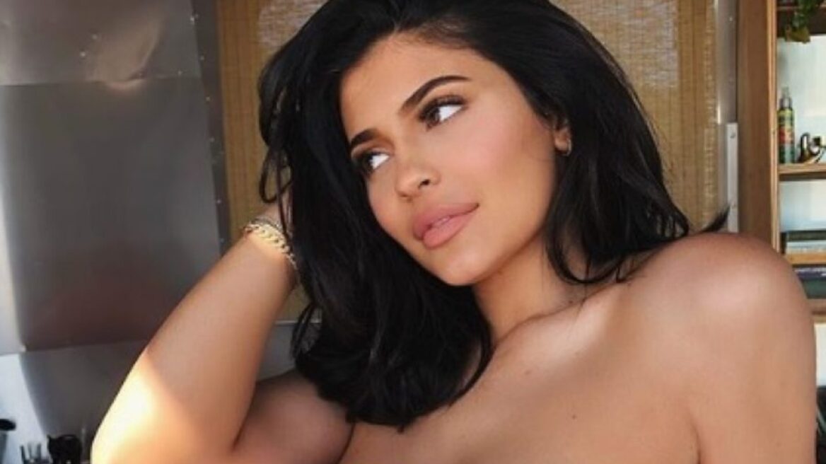 Πόσο πιο πολύ μας αρέσει η Kylie Jenner έτσι!
