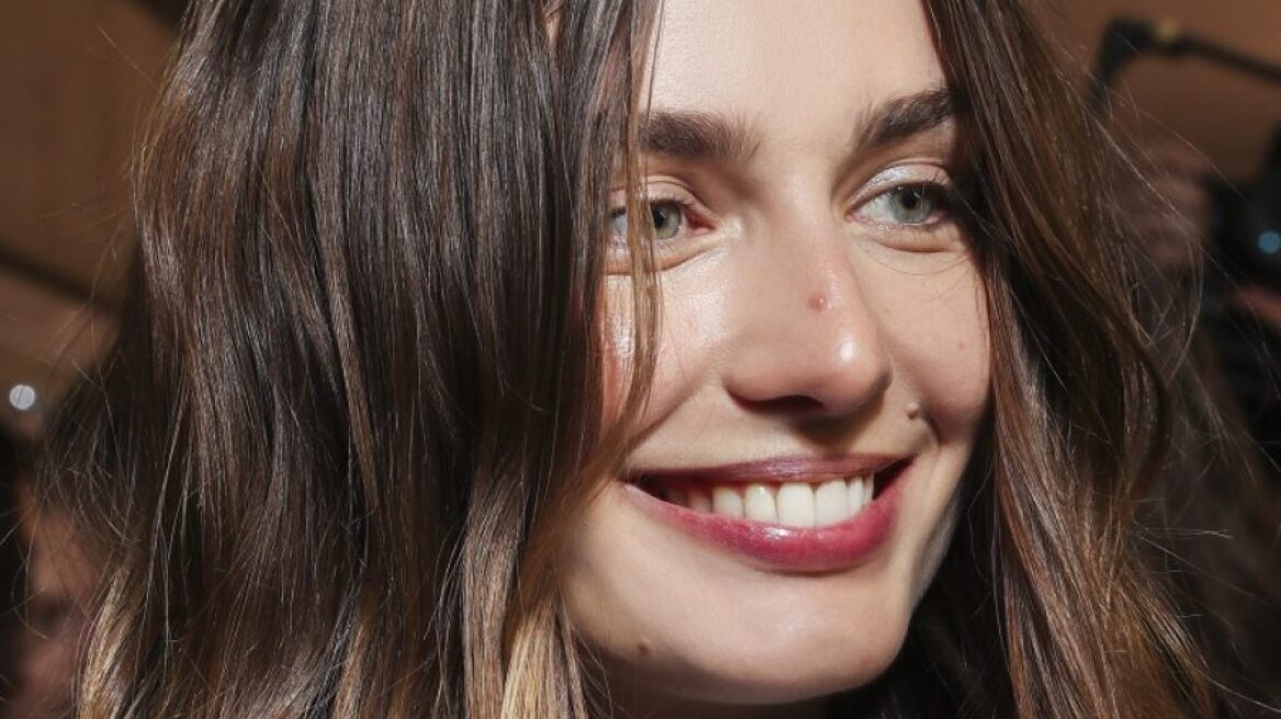 3 συνήθειες που κάνουν το πρόσωπο σου να γεμίζει σπυράκια