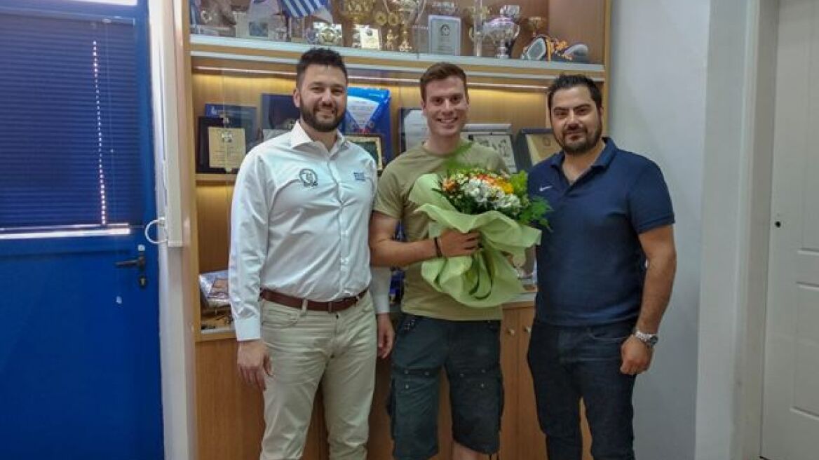 Ανάβαση στα 8.586 μέτρα: «Στην κορυφή νιώθεις δέος, μια θάλασσα από βουνά!»