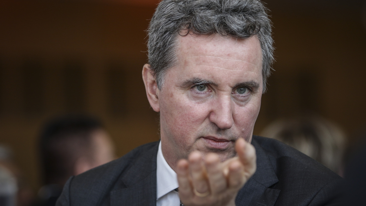 Με νέα «συνταγή» μέτρων κάθε έξι μήνες η... έξοδος από το Μνημόνιο