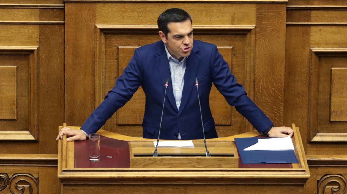 Τσίπρας: Νομιμοποιείτε τον ακραίο, εμπρηστικό εθνικιστικό λόγο και την εθνικιστική ορολογία