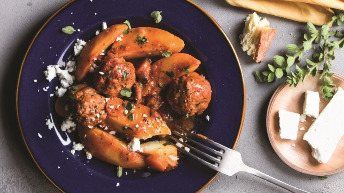 Κεφτεδάκια με πατάτες γιαχνί