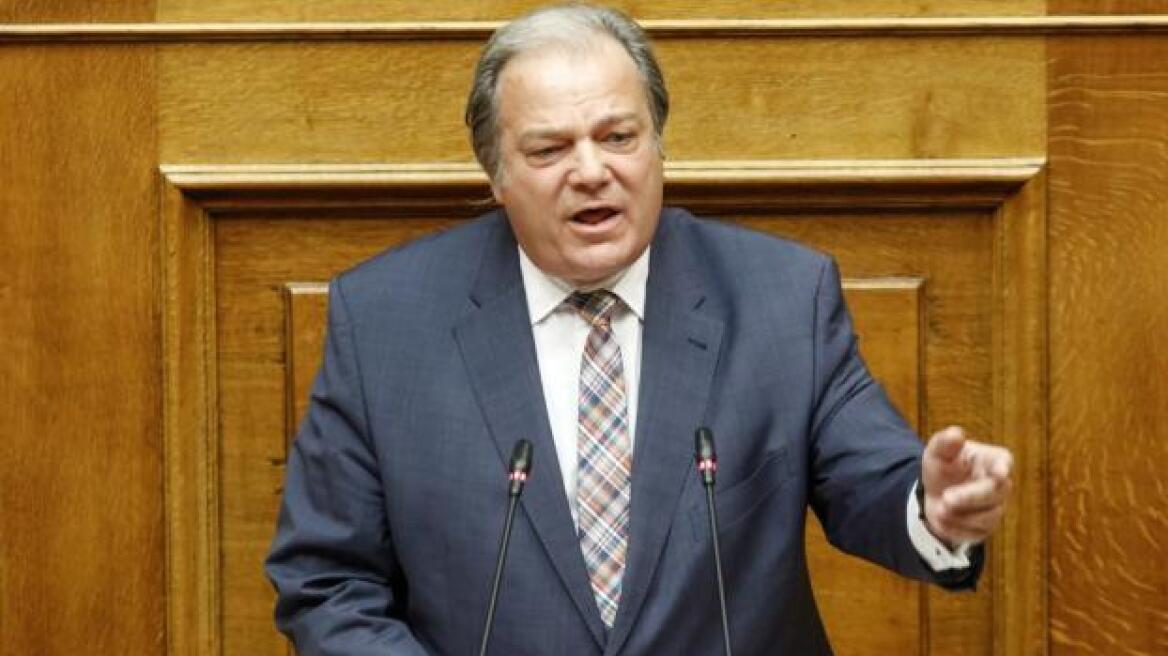 Κώστας Κατσίκης στον «Θέμα 104,6»: Και την κυβέρνηση να ρίχναμε, η συμφωνία θα υπογραφόταν  