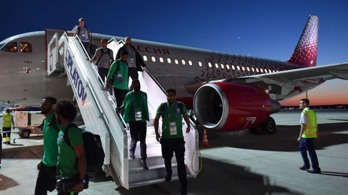 Τρόμος στον αέρα: Φωτιά στο αεροπλάνο της Εθνικής Σαουδικής Αραβίας (βίντεο)