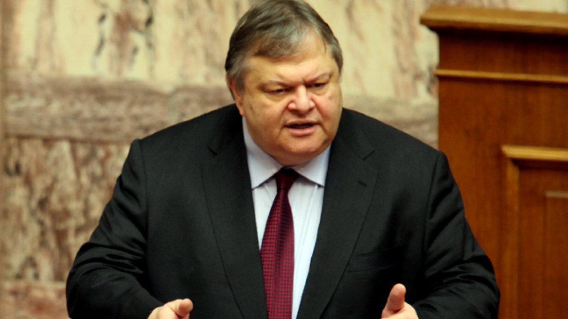 Βενιζέλος: Θα επικρατήσει η άποψη Ζάεφ για «Έλληνες και Μακεδόνες»