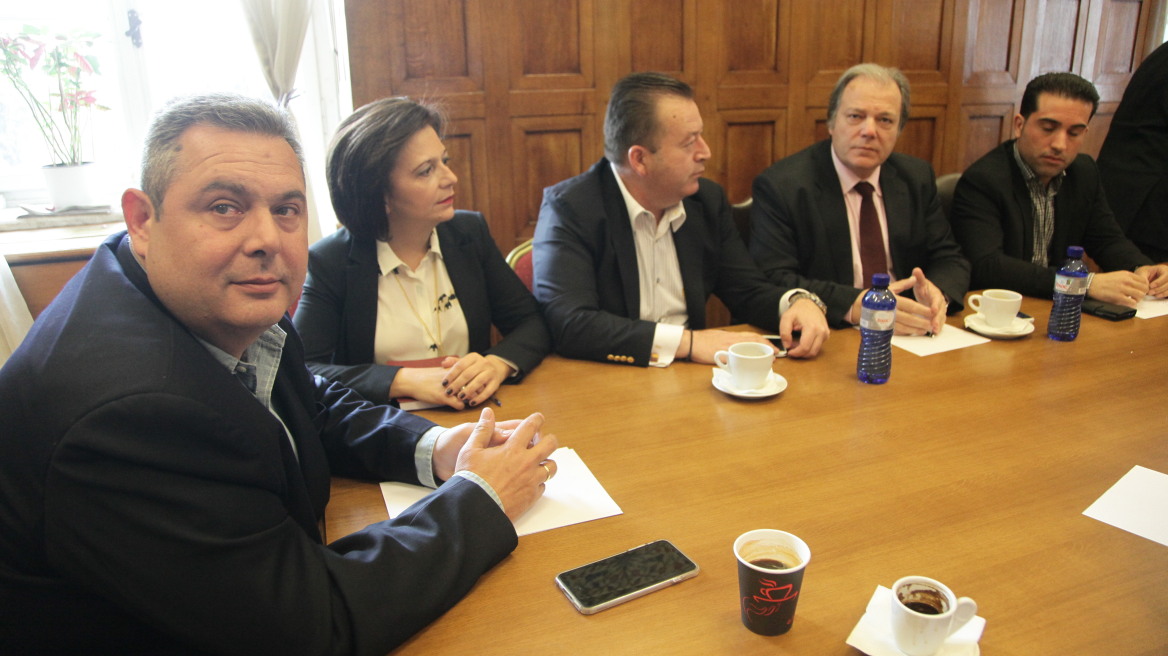 Σε κρίση οι ΑΝΕΛ μετά το Σκοπιανό: Παραιτήσεις, αποδοκιμασίες και... σανό