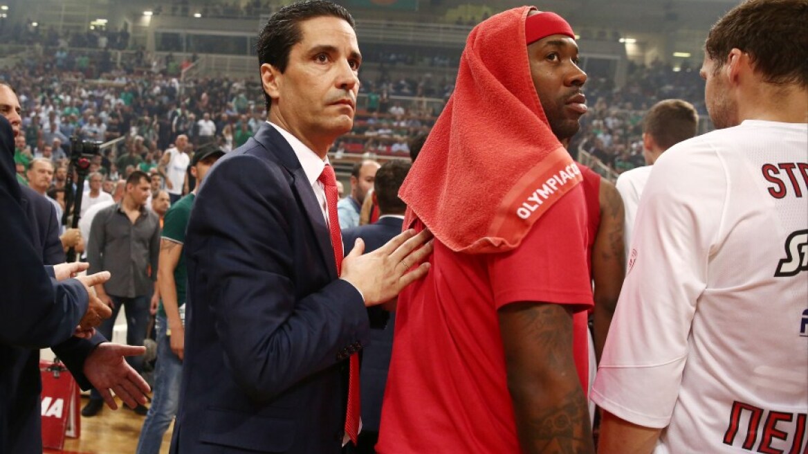 Προπονητής και ανανεώσεις στο προσκήνιο για τον Ολυμπιακό