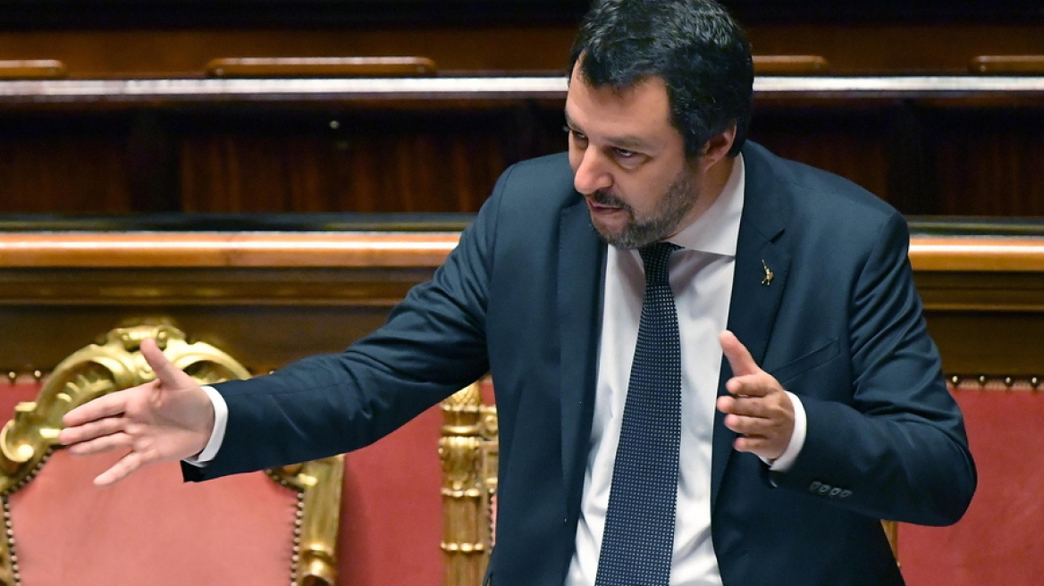 Ιταλία: Εμμένει στην απογραφή των Ρομά ο Σαλβίνι παρά τις αντιδράσεις των Πέντε Αστέρων