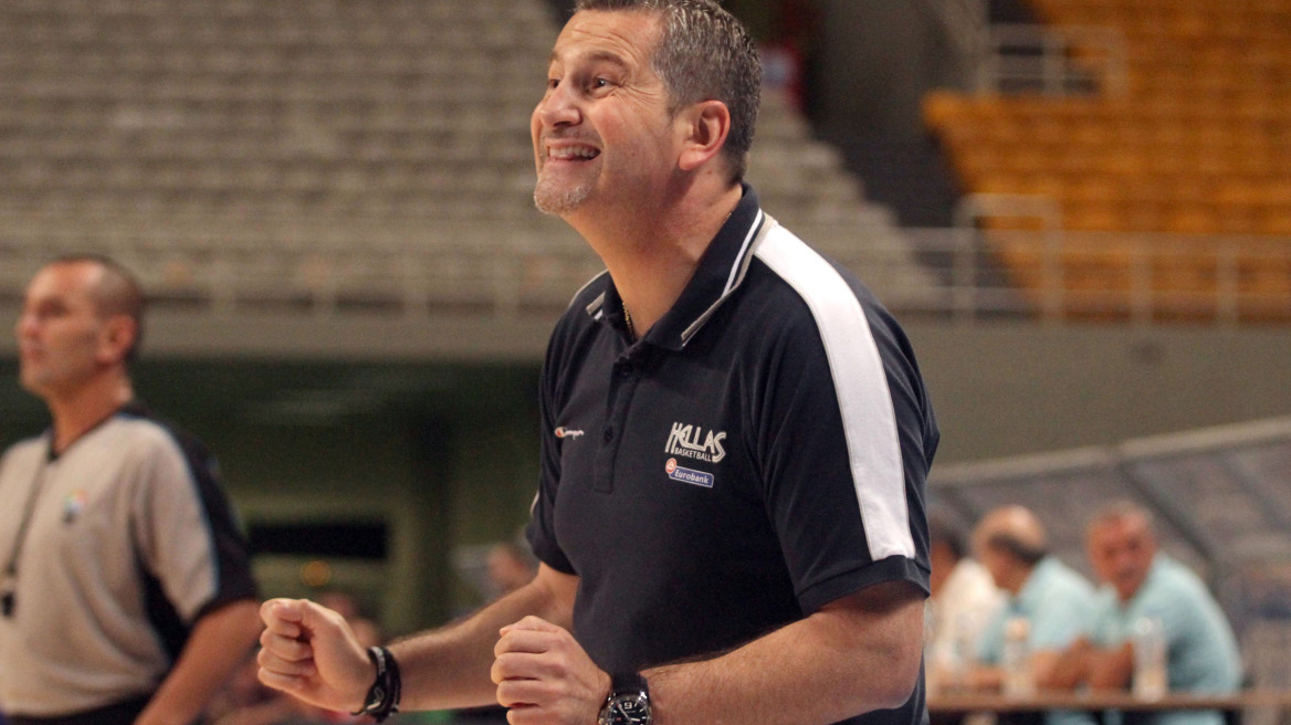 Φαβορί ο Ζούρος για την ΑΕΚ: Μένει Ούνιξ ο Πρίφτης