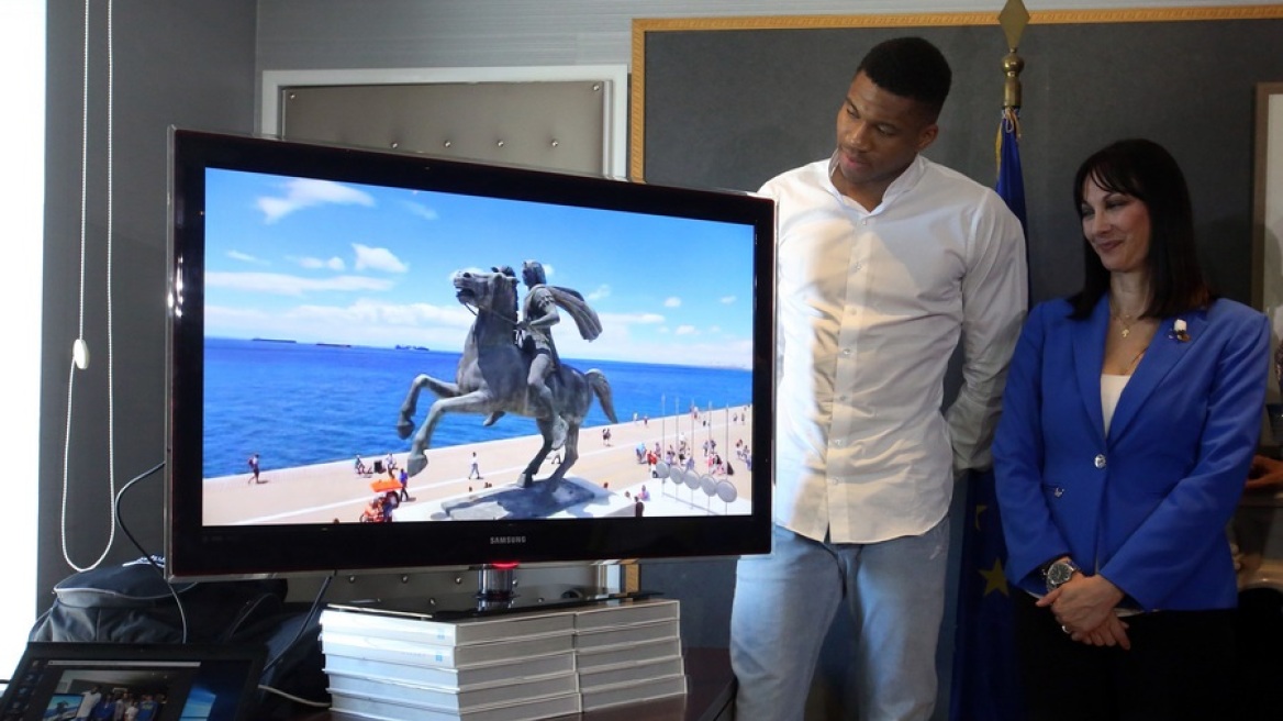 Το «κάρφωμα» του Αντετοκούνμπο στο νέο σποτ του ΕΟΤ: Αυτή είναι η χώρα μου, η Ελλάδα