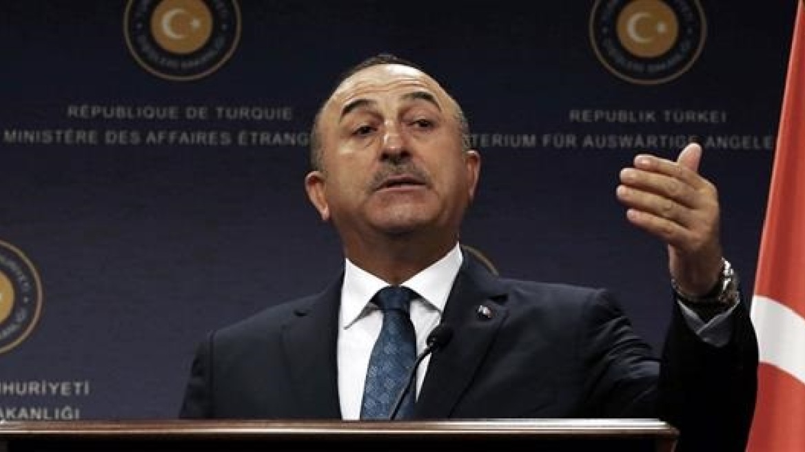 Τσαβούσογλου προς ΕΕ: Δώστε τη βίζα για τους Τούρκους ή ξεχάστε την συμφωνία για τους πρόσφυγες