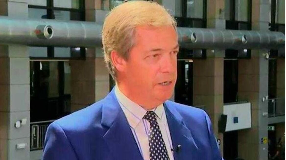 Bρετανία: Ο Φάρατζ αποκτά την κόμμωση του Τραμπ 