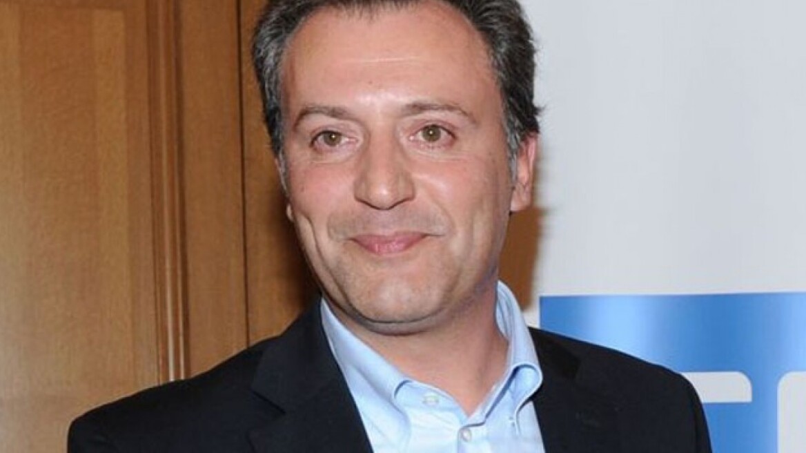 Πανελλήνιες 2018: Περήφανος πατέρας ο Δημήτρης Οικονόμου - Πόσταρε τους βαθμούς του γιου του