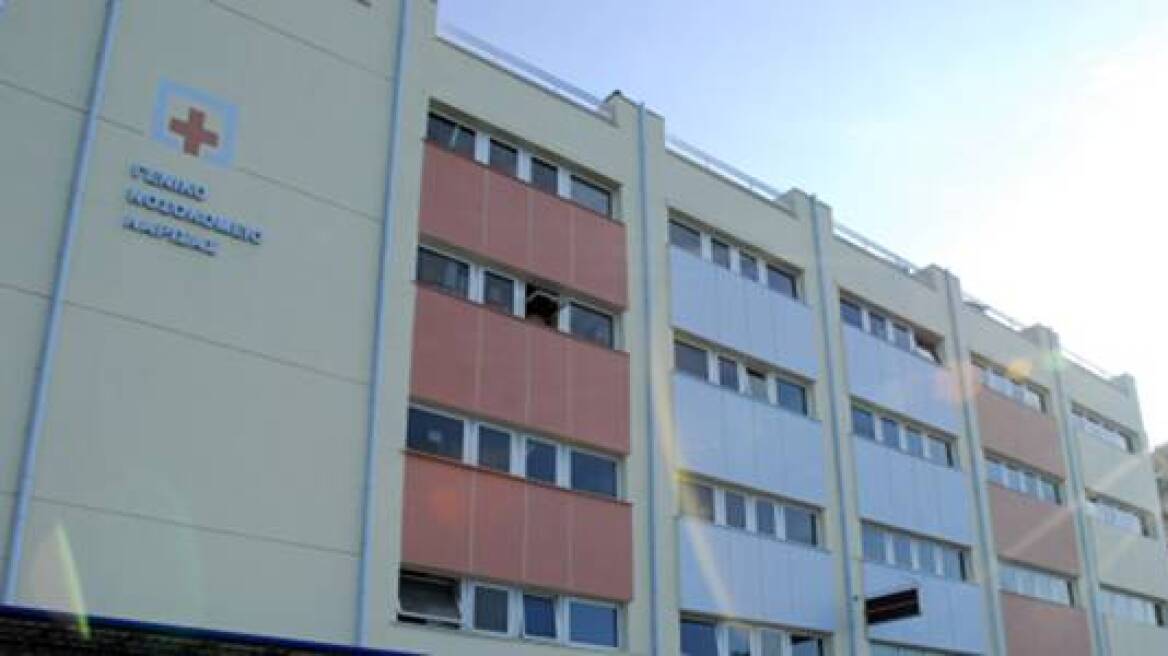 «Βουτιά» θανάτου στο Γενικό Νοσοκομείο Λάρισας