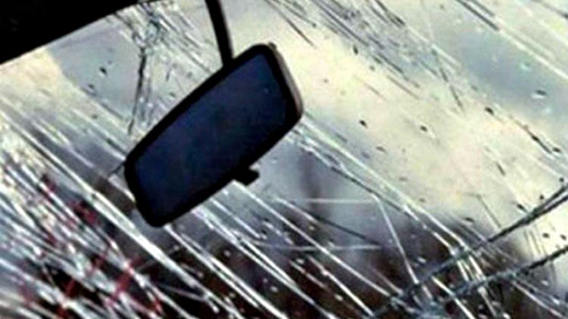 Νεκρή πεζή γυναίκα στην Κρήτη που παρασύρθηκε από αυτοκίνητο