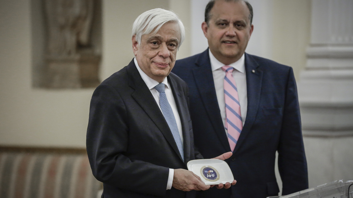 Παυλόπουλος: Οι Σκοπιανοί ομολογούν ότι είναι Σλάβοι