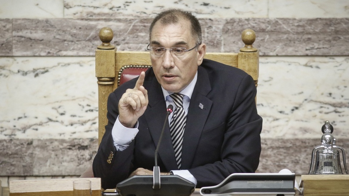 Βουλή: Πιέσεις στον Δημήτρη Καμμένο για να παραδώσει την αντιπροεδρία