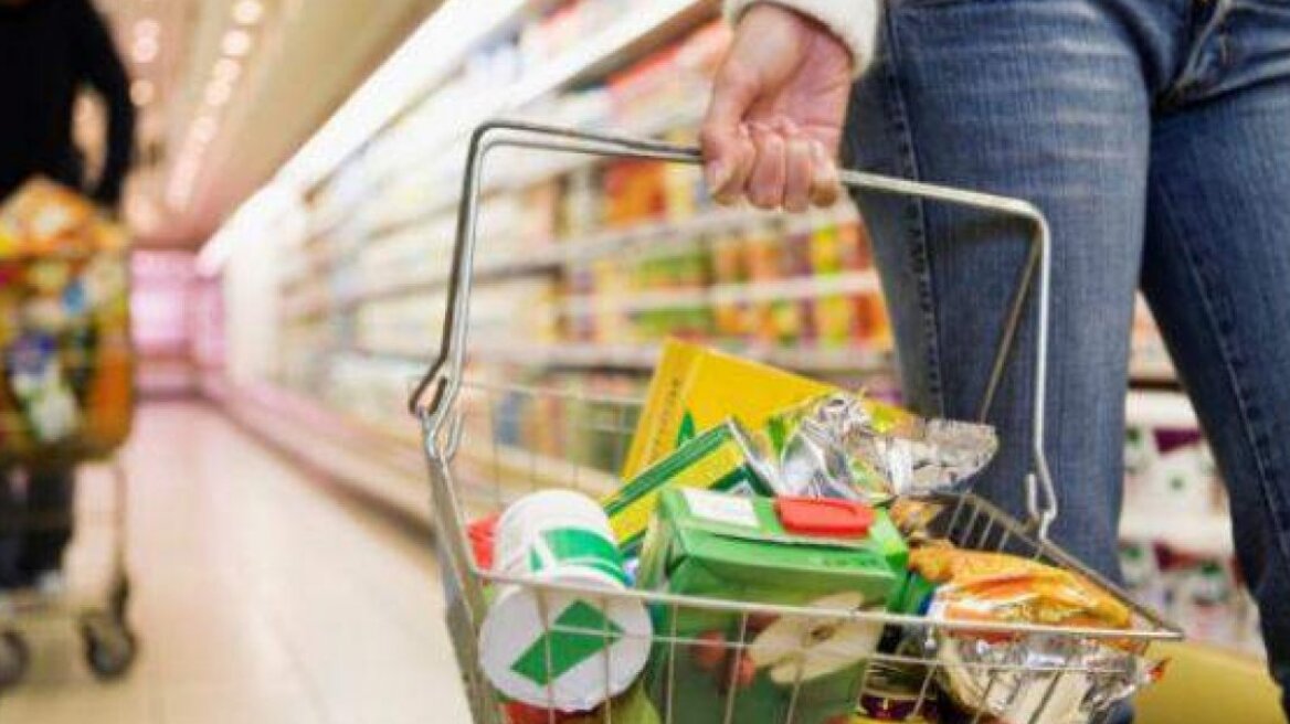ΙΟΒΕ: Πτώση της καταναλωτικής εμπιστοσύνης- Επιδείνωση του δείκτη οικονομικού κλίματος