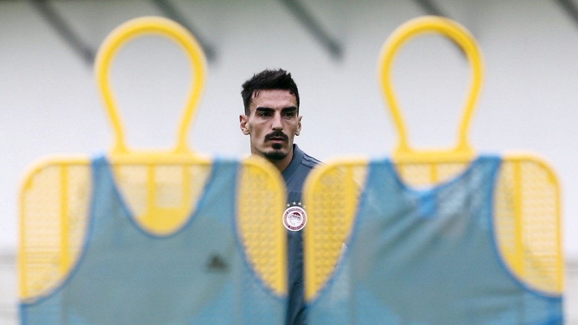 Το «βαρύ χαρτί» της ΑΕΚ για Λάζαρο