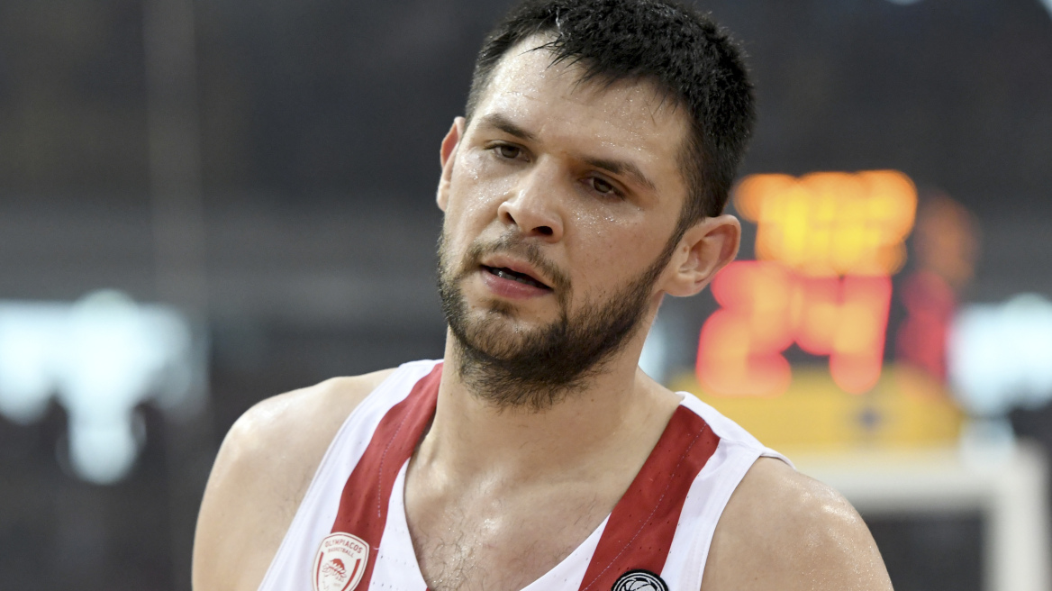 Ολυμπιακός: Έμεινε και ο Παπανικολάου! 