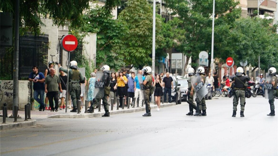 Σιδηρόφρακτη η πρώτη επίσκεψη Τσίπρα στη Θεσσαλονίκη μετά το Σκοπιανό: Ένταση και τραυματίες στις διαδηλώσεις