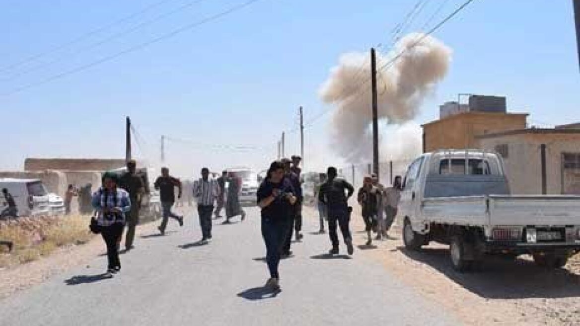 Συρία: 18 νεκροί από έκρηξη παγιδευμένου αυτοκινήτου στην Ντέιρ Εζόρ