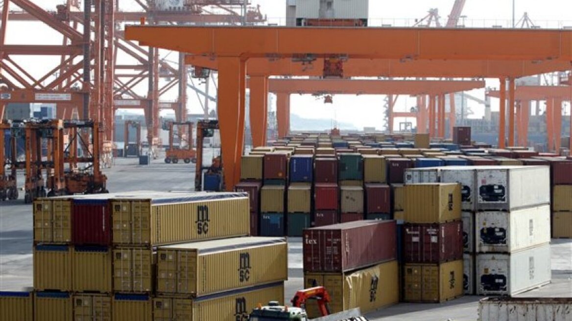 Μείωση 15,2% του εμπορικού ελλείμματος το α' πεντάμηνο