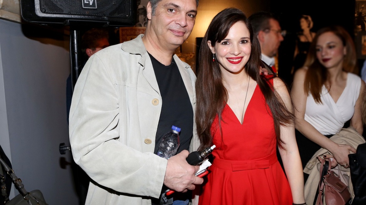 Τι γύρευε ο Κούρκουλος στην πρεμιέρα της Δημητροπούλου; 