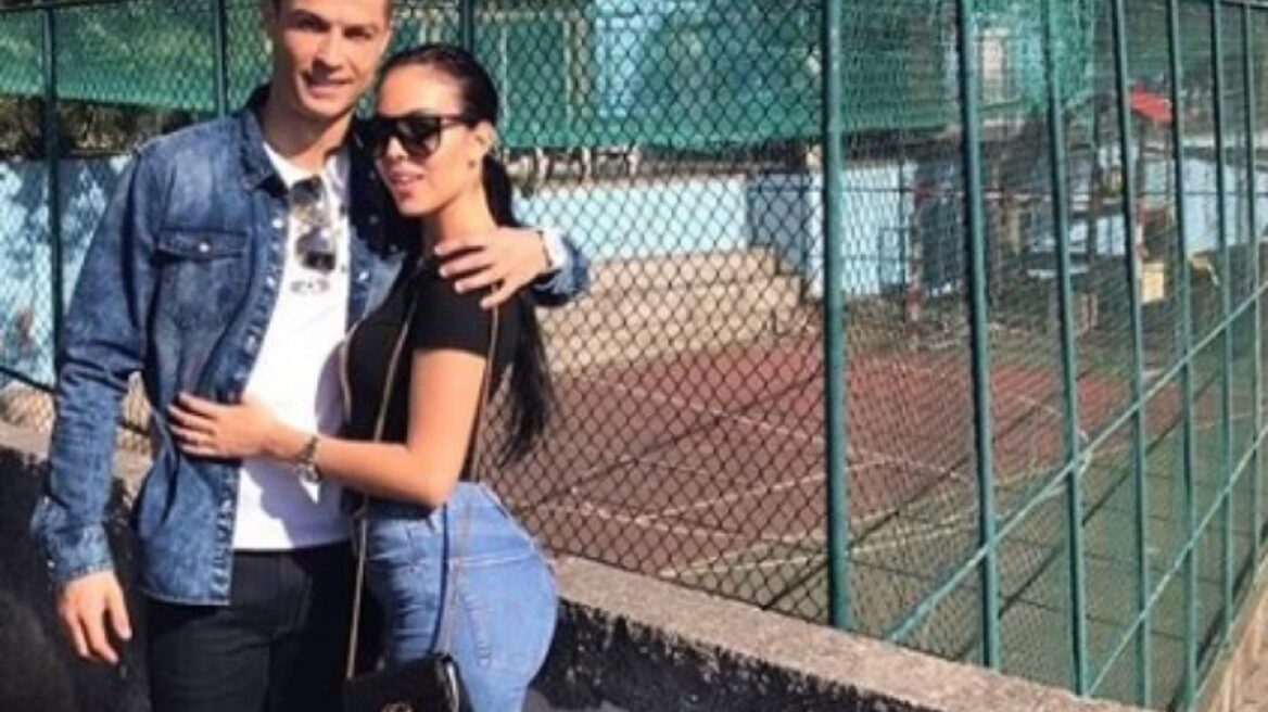 O Cristiano Ronaldo κάνει διακοπές στην Πελοπόννησο