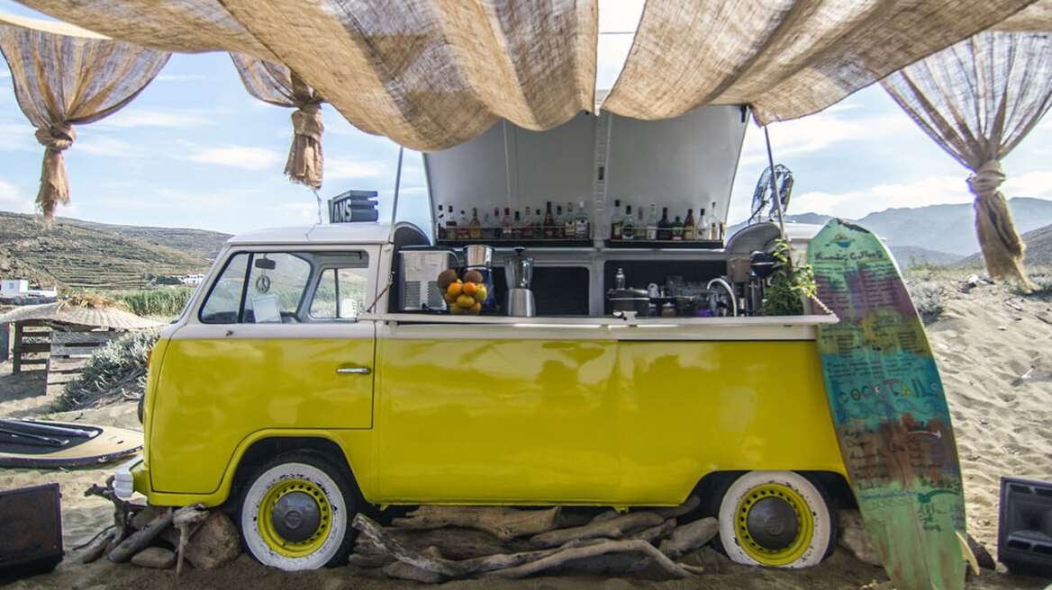 Τα 10 καλύτερα beach bars της Ελλάδας σύμφωνα με τον Guardian