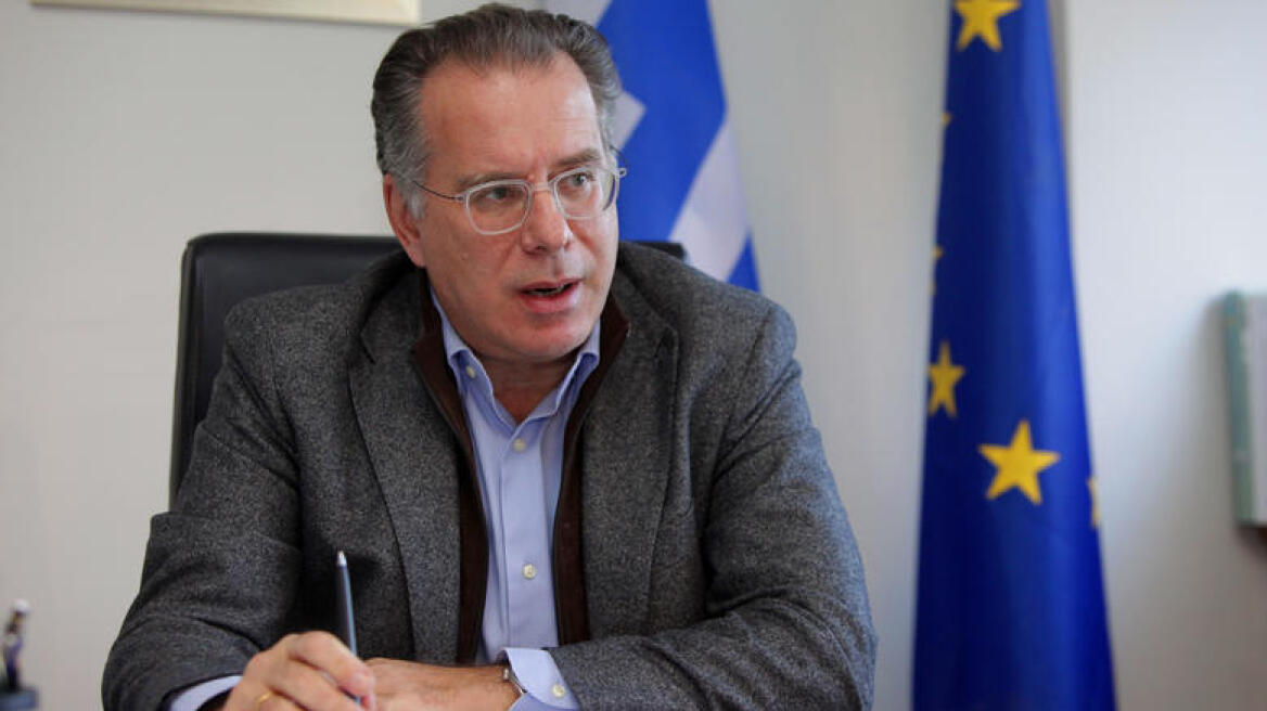 Κουμουτσάκος: Η πρόσκληση στην ΠΓΔΜ για ένταξη στο ΝΑΤΟ δεν γυρίζει πίσω