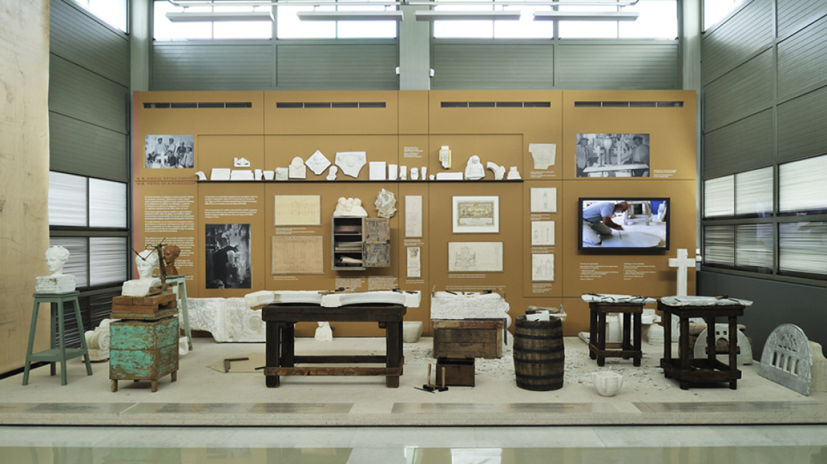 Στην Τήνο του Χαλεπά