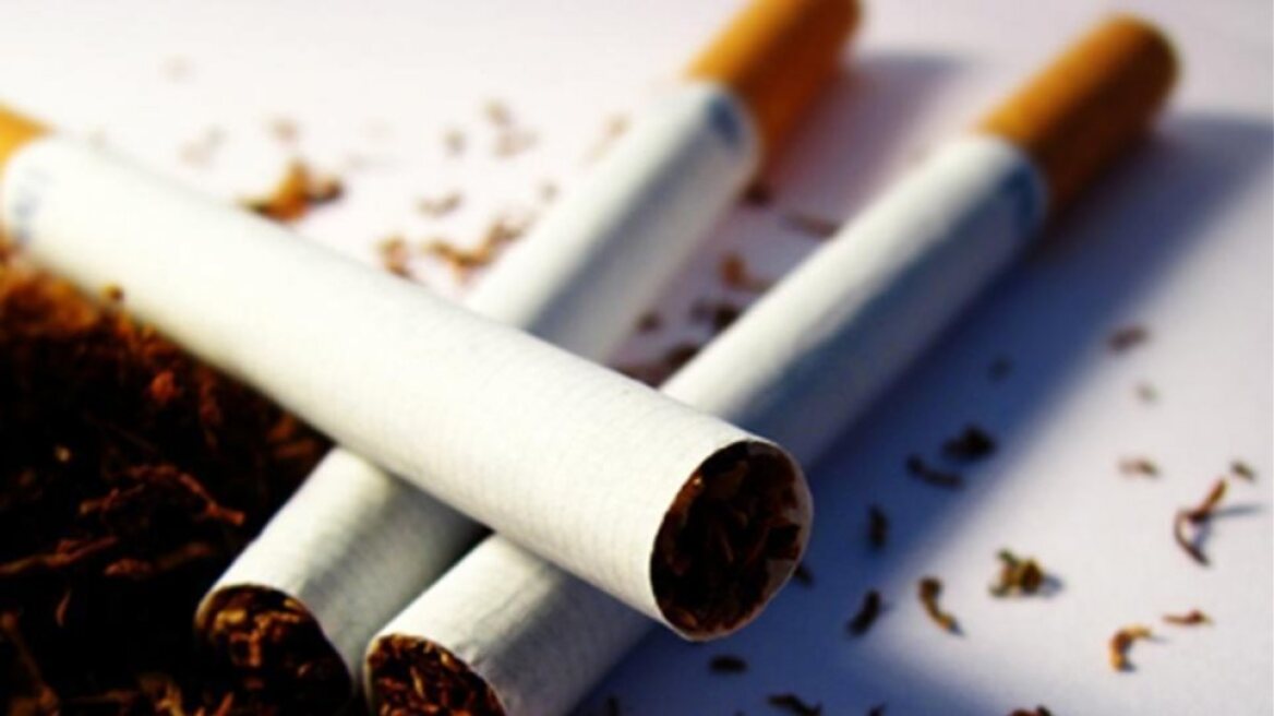 Συλλήψεις για λαθραία καπνικά είδη σε Βόλο και Λάρισα 