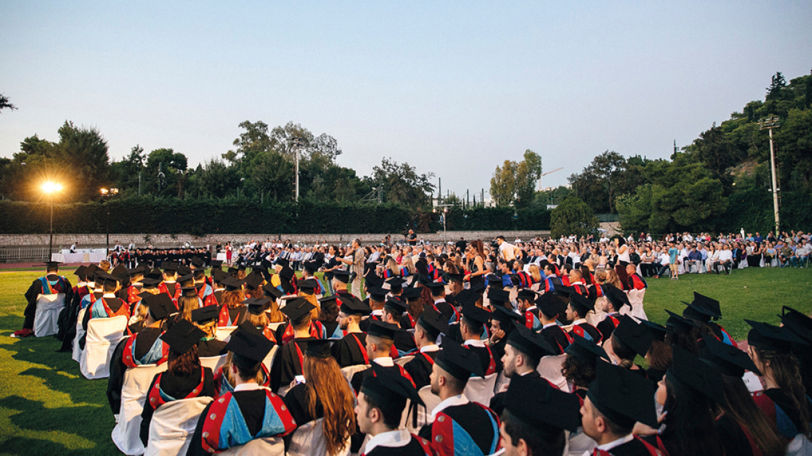 New York College Educational Group: Μεγαλοπρεπείς Αποφοιτήσεις με Διεθνές Αποτύπωμα