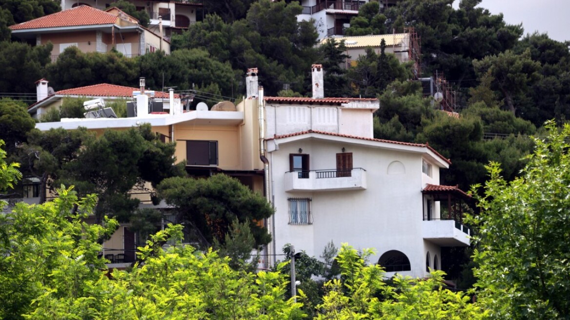 Πού αυξάνεται και πού μειώνεται ο φόρος μεταβίβασης ακινήτων - Πίνακες