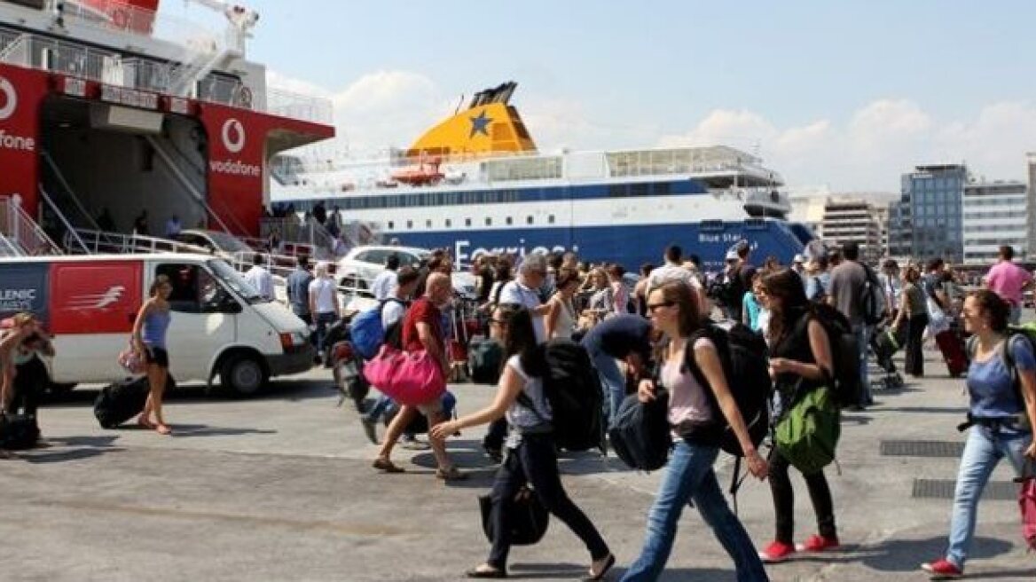 Κατά χιλιάδες εγκατέλειψαν το Σαββατοκύριακο την πρωτεύουσα οι Αθηναίοι