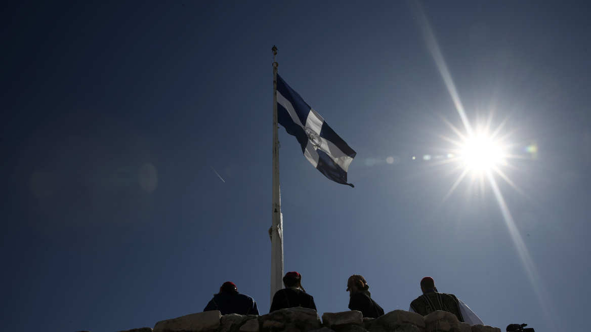 Handelsblatt: Ελλάδα, μια χώρα που ματώνει