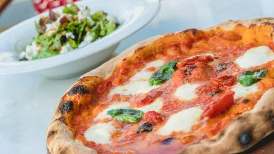 Pizzoteca: Νόστιμη πίτσα στο κέντρο του Πειραιά