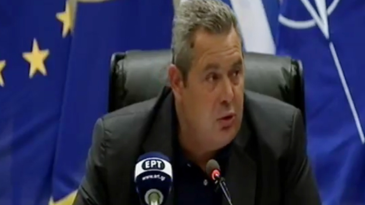 Προσωρινή αναβολή στράτευσης πυρόπληκτων και μεταθέσεις συγγενών τους προανήγγειλε ο υπουργός Άμυνας