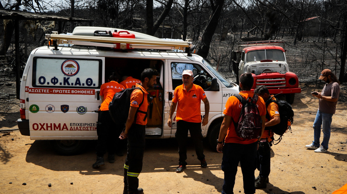 Ειδικό κλιμάκιο συνεχίζει την αναζήτηση των διδύμων κοριτσιών στο Μάτι