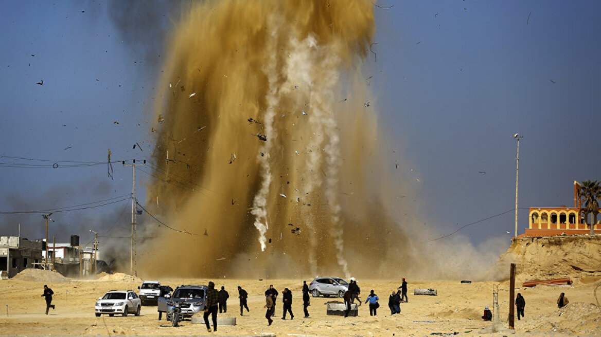 Γάζα: Τρεις Παλαιστίνιοι νεκροί από ισραηλινούς βομβαρδισμούς