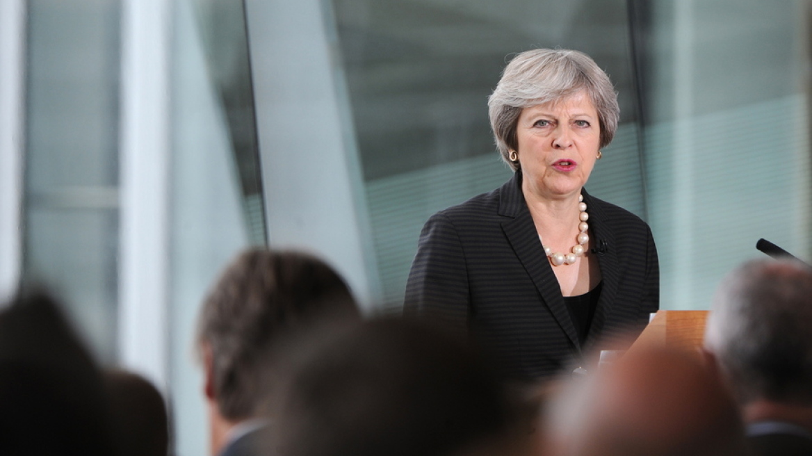 Βρετανία: Αυξάνεται η δυσαρέσκεια για την Τερέζα Μέι