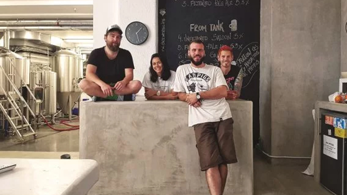 Mikònu: Μια ροκ ’ν’ ρολ ζυθοποιία στη Μύκονο