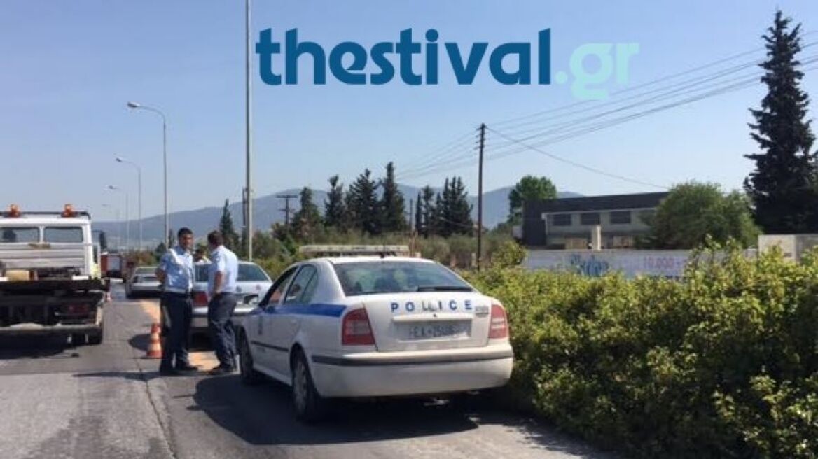 Θεσσαλονίκη: Φωτιά έπιασε αυτοκίνητο στη Μουδανιών