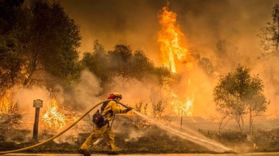 Πυρκαγιές στις ΗΠΑ: Η ξηρασία ενισχύει τα πύρινα μέτωπα