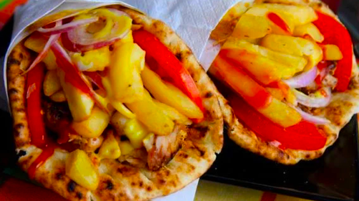 Το σουβλατζίδικο με το πιο ευφάνταστο όνομα βρίσκεται στην Τήνο