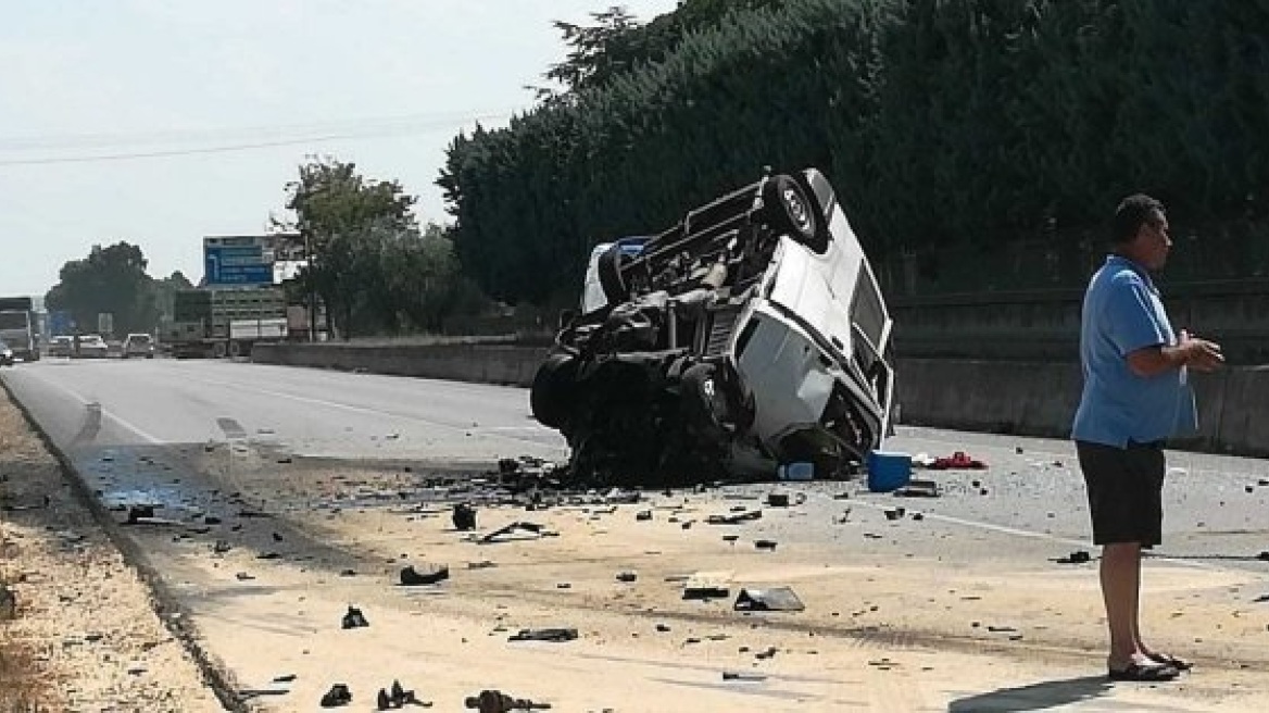 Ιταλία: Τροχαίο με 11 νεκρούς έξω από τη Φότζια 