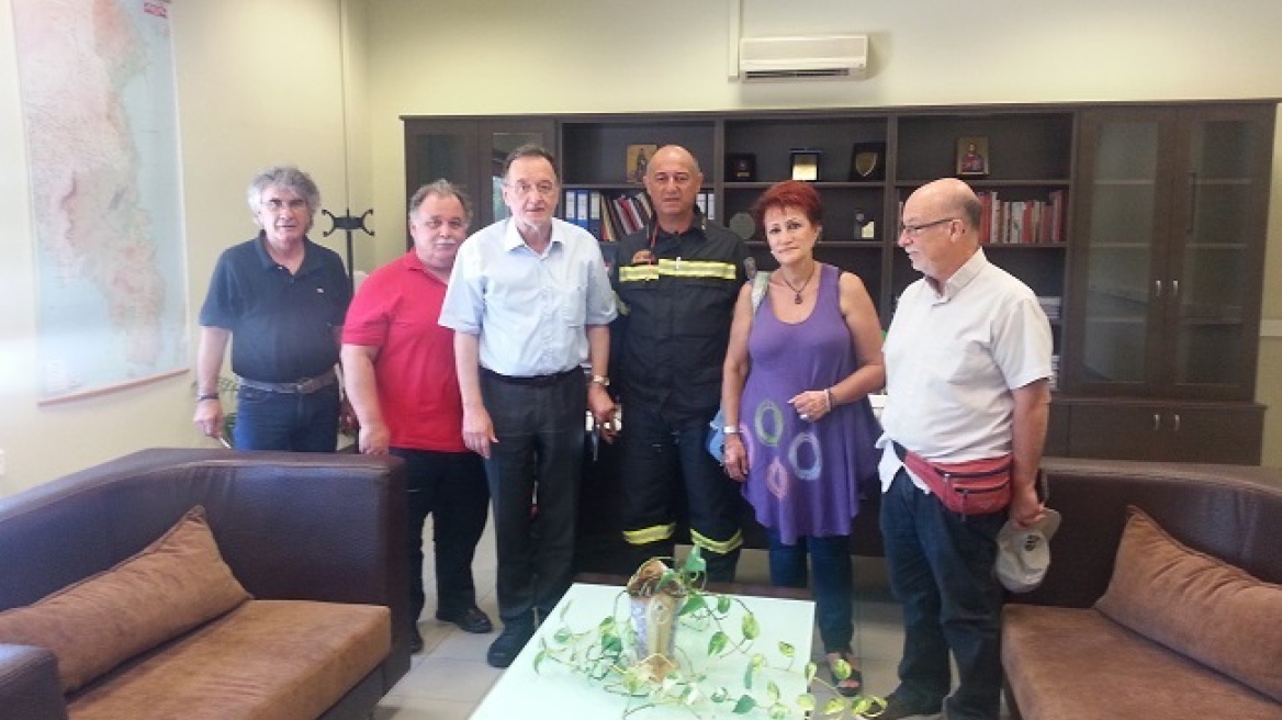 Επίσκεψη Λαφαζάνη στην Πυροσβεστική: «Ο Τσίπρας υπεύθυνος για τη διάλυση» 